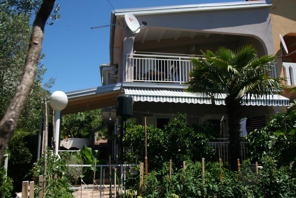 Apartments Soldo Pinezići エクステリア 写真